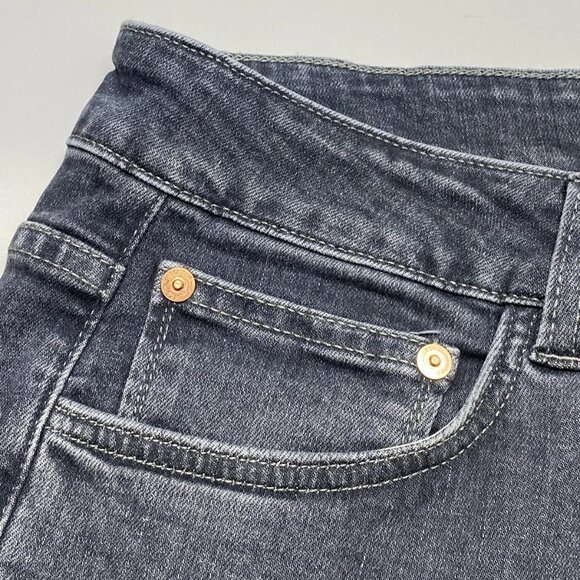 Closed Women’s Baker Skinny Jeans Size 29 Rain Gray Slight Distress - Picture 8 of 12